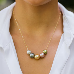 Rainbow Bomboocha Pearl Necklace