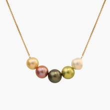 Load image into Gallery viewer, Rainbow Bomboocha Pearl Necklace