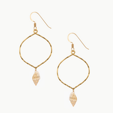Load image into Gallery viewer, Lotus Shell Earrings