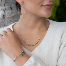 画像をギャラリービューアに読み込む, Hematite Tahitian Pearl Coil Bracelet