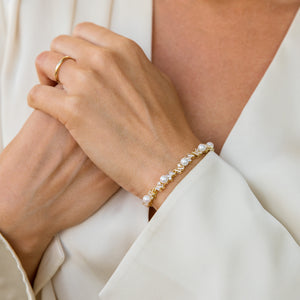 Zara Pearl Bridal Bracelet