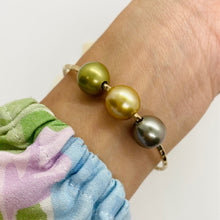 Load image into Gallery viewer, Seychelles Pearl Bangle
