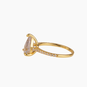 Solitaire Pear Cut Bree Ring