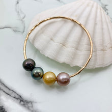 Load image into Gallery viewer, Classic Quad Pearl Bangle